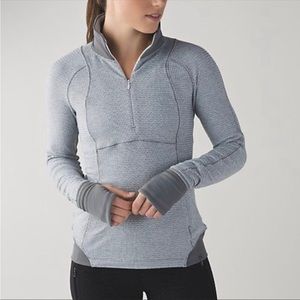 Pristine condition lululemon quarter zip top